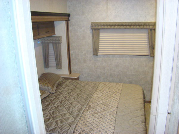 2020 32’ class c rv interior bedroom